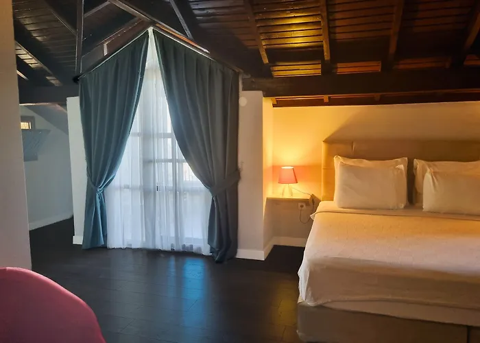 Faralia Hotell 3*