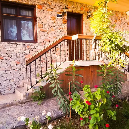 Hotel Faralia