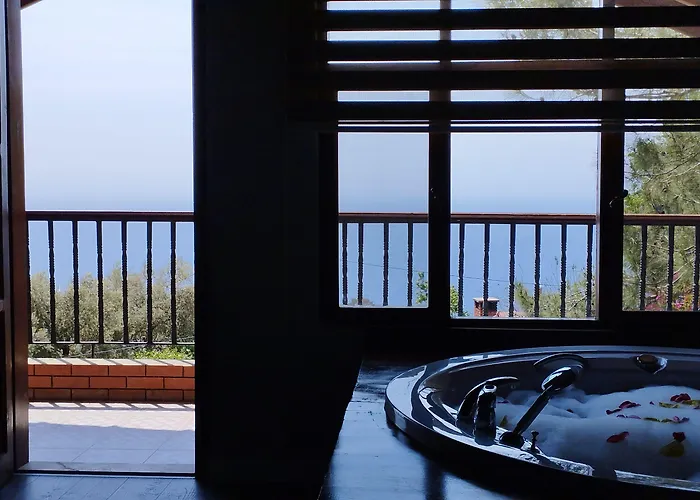 Faralia Szálloda 3*